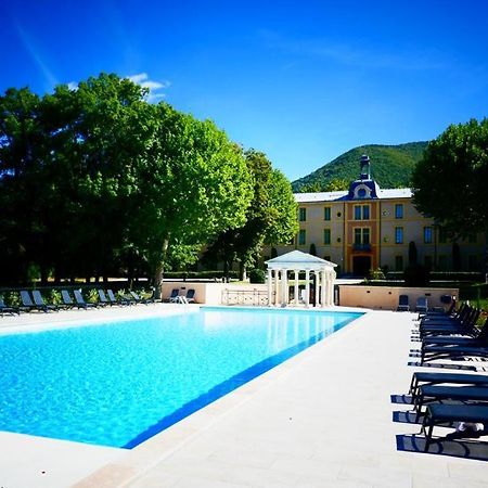 La Vue Est Belle Appartement Montbrun-les-Bains Buitenkant foto